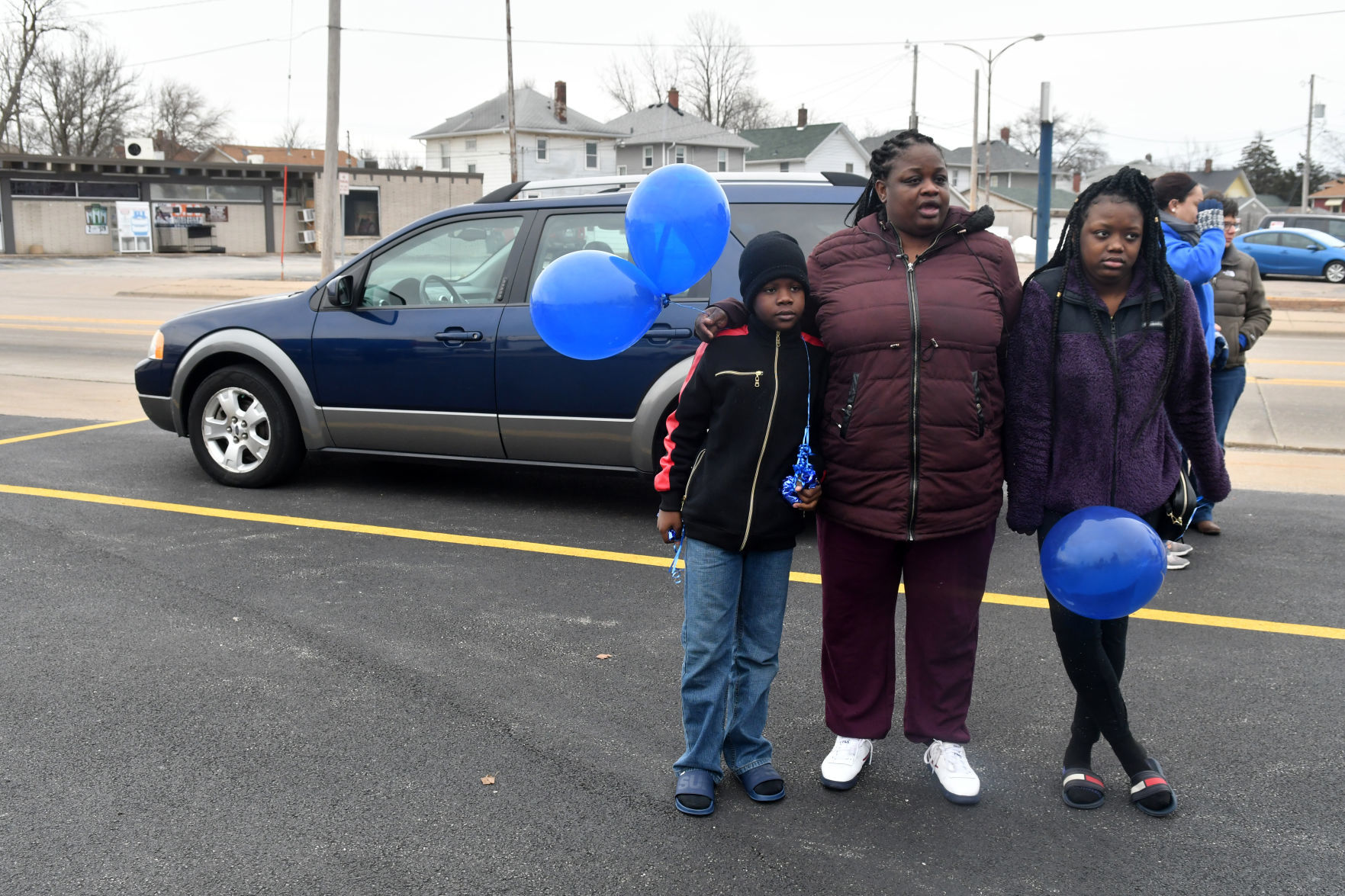 Moline police and Moline Municipal Credit Union give car away